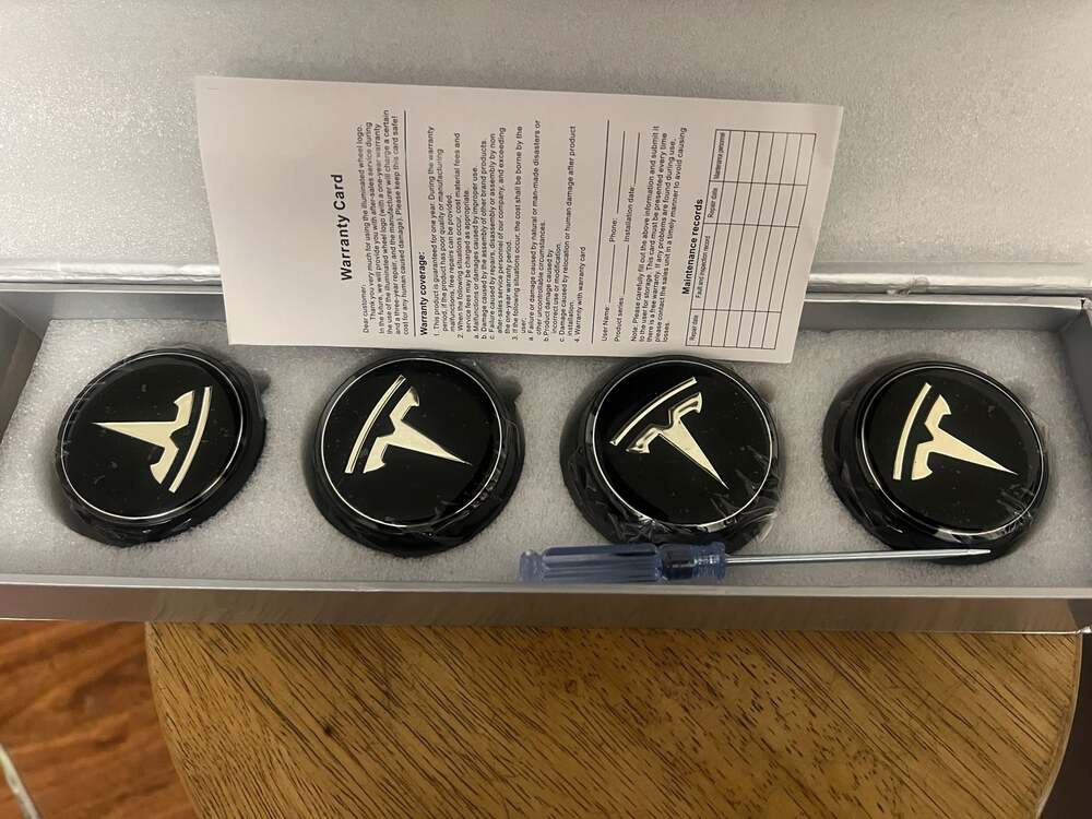 Tesla Magnetic Levitation Luminous Wheel Hub Center Caps - 4 Piece Set